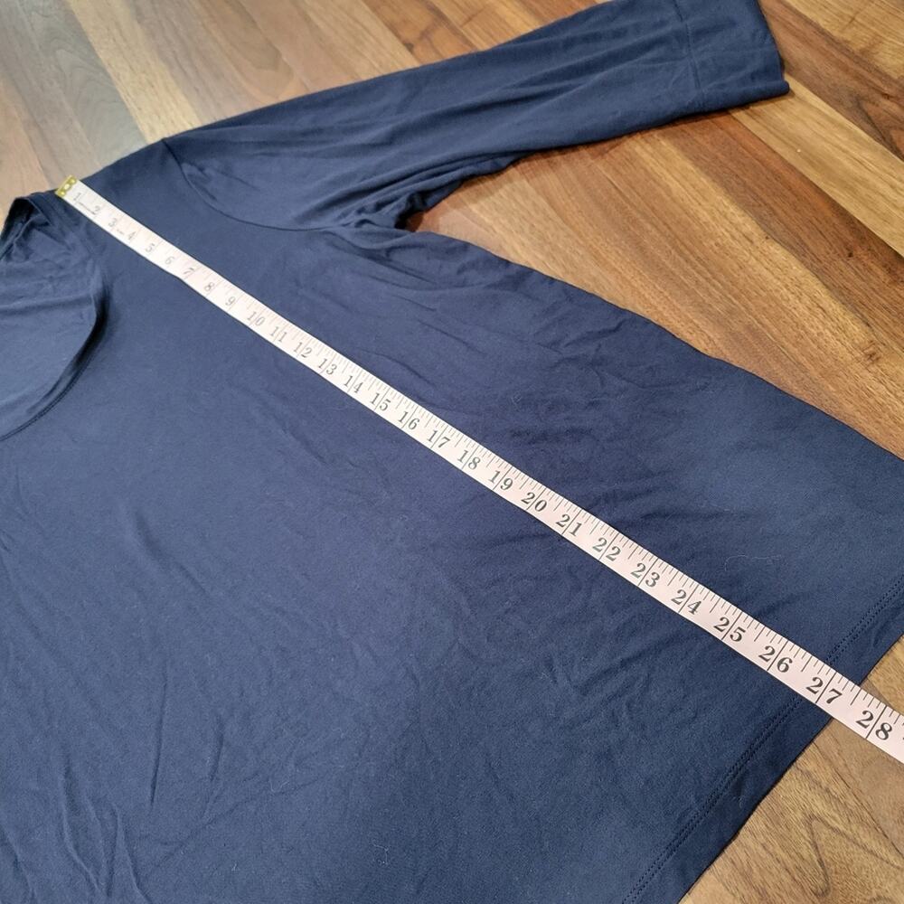 Lot of 2 Chico's Navy Dot and Solid Navy Scoop Neck Casual Tops Size 4 - XXL - Picture 8 of 11